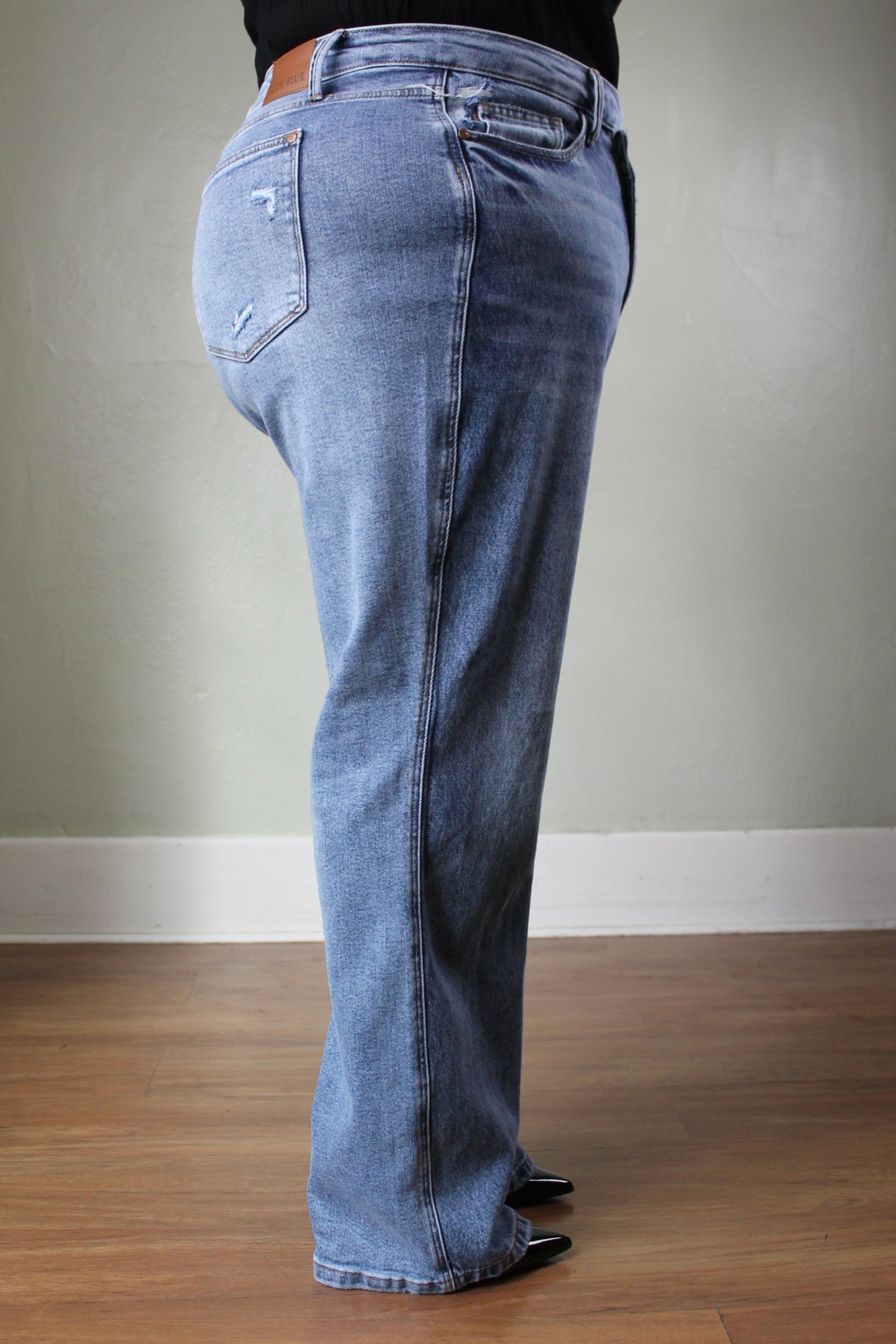 JUDY BLUE HW Rigid Magic Criss-Cross Dad Jean-PLUS